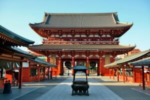 Porta Hōzōmon del tempio buddhista Sensō-ji nel quartiere di Asakusa, Tokyo, Giappone