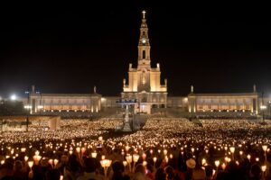 Fiaccolata notturna al Santuario di Fatima