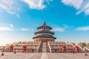 Padiglione della Preghiera per il Buon Raccolto del Tempio del Cielo sotto il cielo terso, Pechino, Cina